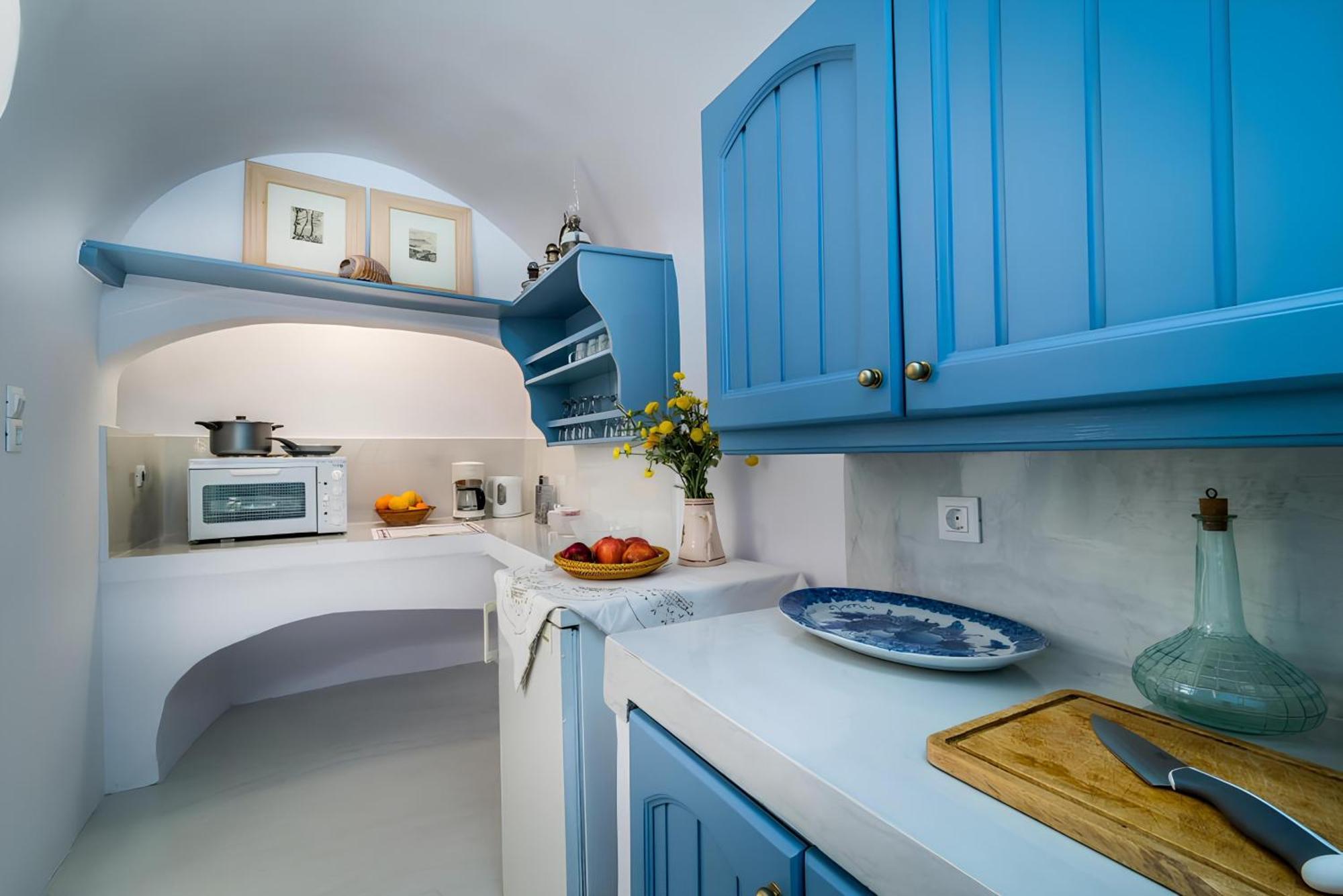 Fava Eco Suites Foinikia  Room photo